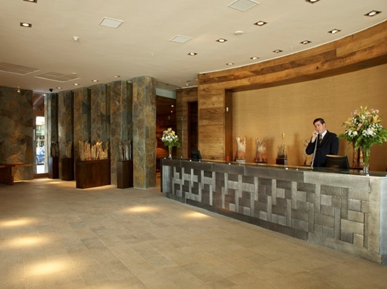 Hotel Gran Colonos del Sur